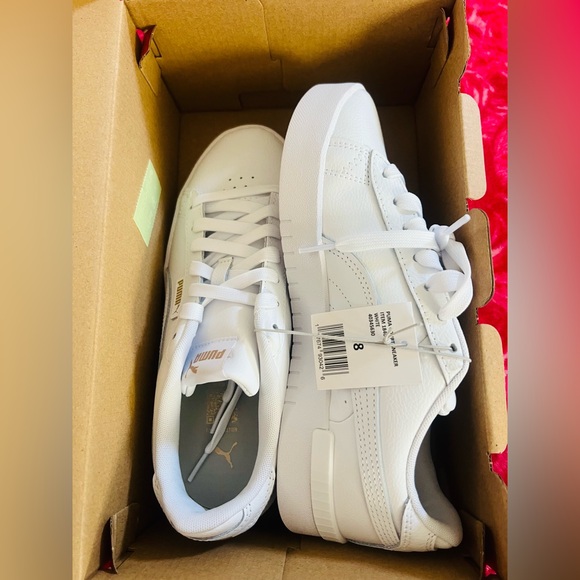 New Puma Women's White and Gold court Sneakers Size 8 - Picture 4 of 11